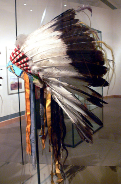 Feather headdress; Crow, c. 1880; North America department, Ethnological Museum, Berlin, Germany (Harvey collection, 1905) Photo Credit 