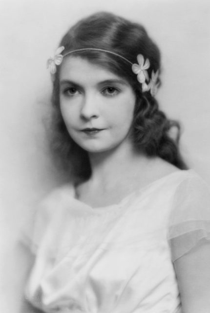 Lillian Gish, head-and-shoulders portrait, facing slightly left, possibly in costume Photo Credit 
