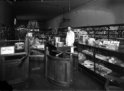 Piggly Wiggly 1930. Photo Credit