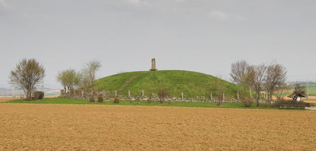 Celtic burial mound (reconstructed). Photo Credit