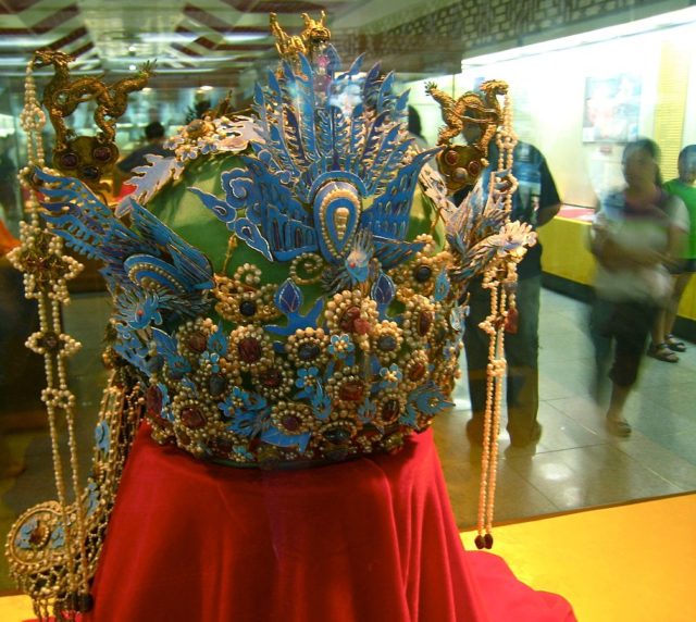 In ancient China, the dragon marked the Emperor, and Phoenix – the Empress. (Ming Dynasty empress’s 6-dragons-3-phoenixes crown). Photo Credit