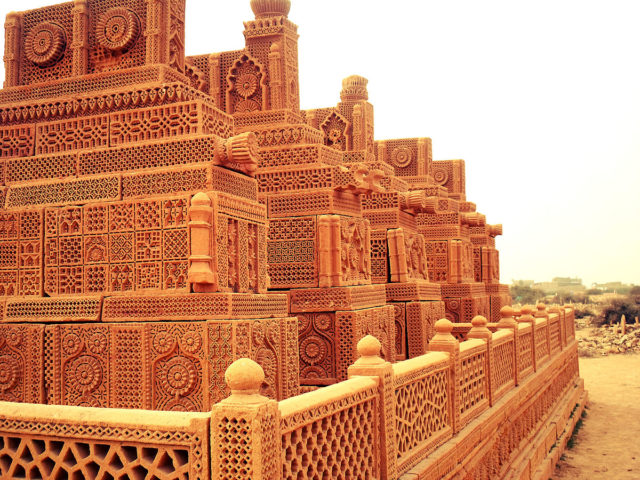 built in typical Sindh architectural form and is remarkable due to its unique North-South orientation. Photo Credit