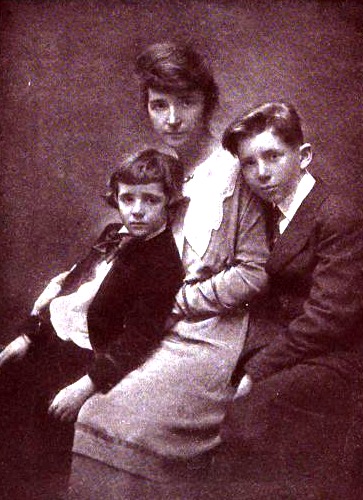 With sons Grant and Stuart, c. 1919