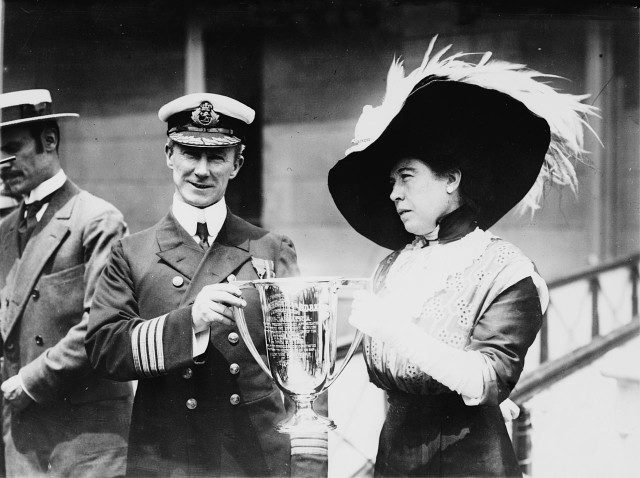 Margaret Brown (right) giving Captain Arthur Henry Rostron an award for his service in the rescue of the Titanic’s survivors. Photo Credit