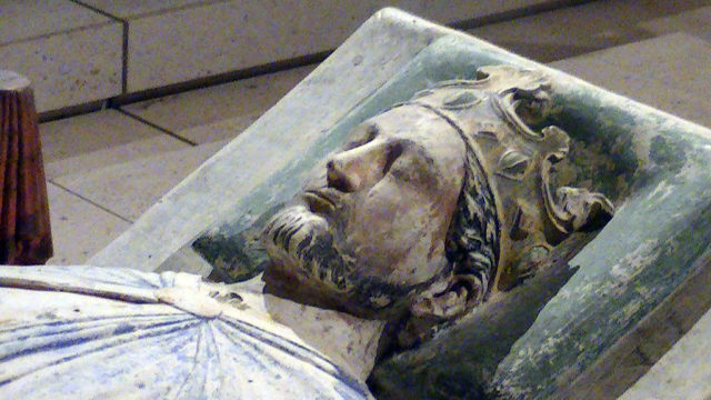 Effigy of Richard I of England in the church of Fontevraud Abbey. Photo Credit