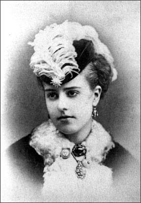 Cora Pearl (1835–1886) – famous courtesan