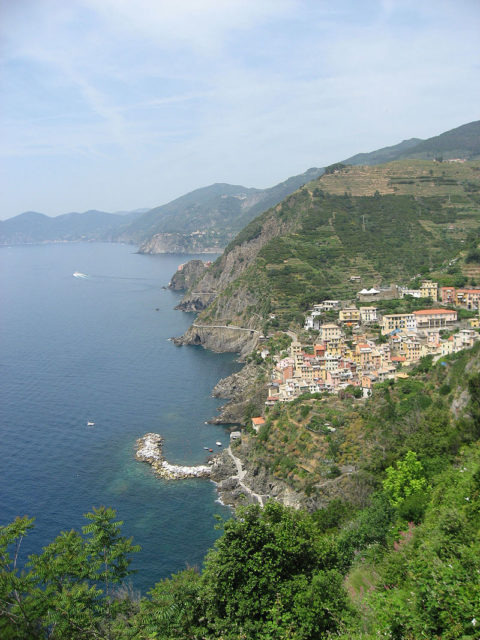 A view of the National Park of the Cinque Terre with Riomaggiore, one of the five coastal villages, directly below  Author: Mike.albrecht  CC BY-SA 3.0