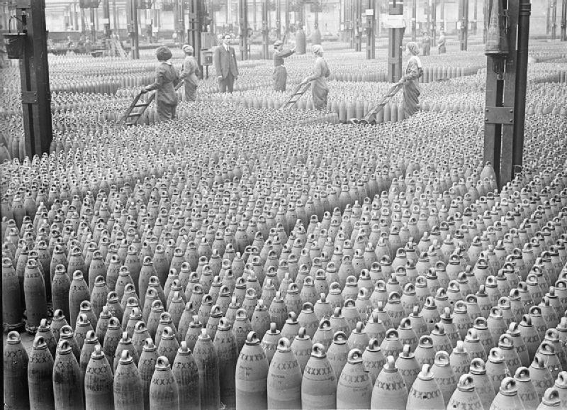 Women at work during the First World War Munitions Production, Chilwell, Nottinghamshire, England, UK, 1917