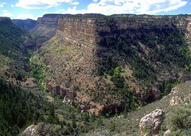 The Hole-in-the-Wall is a spectacularly scenic part of the Old West. Author: Bureau of Land Management  CC BY2.0