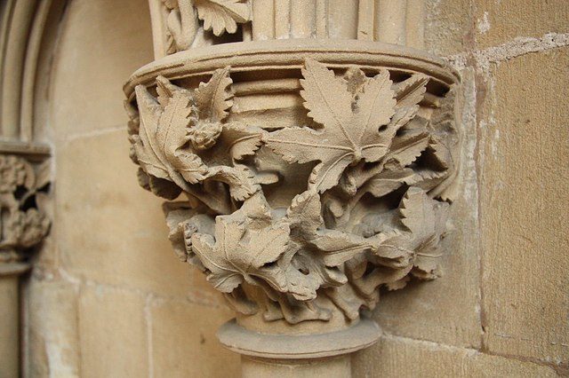 Capital carved with leafs in the Chapter House    Photo Credit