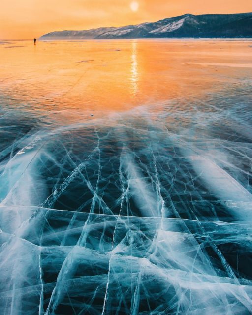 Siberian lake Baikal. Author: Kristina Makeeva