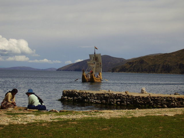 Raft of totora on Lake Titicaca, Island of the Sun (Bolivia). Photo credit