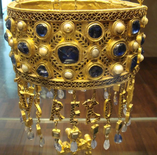 Detail of the votive crown of King Reccesuinth
