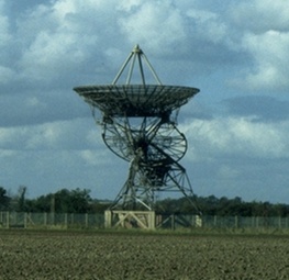 One antenna of the One-Mile Telescope at the Mullard Radio Astronomy Observatory (MRAO)