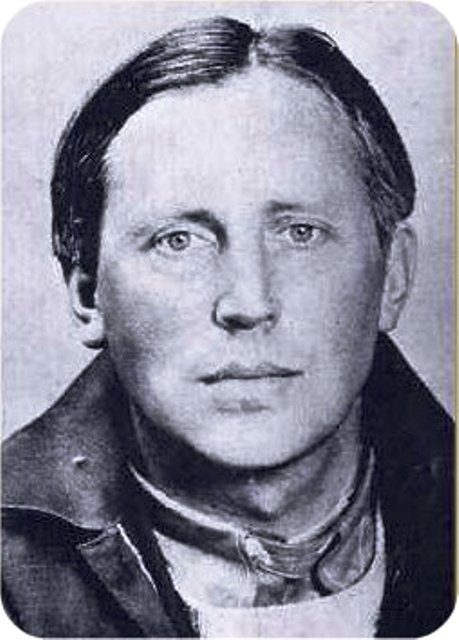 Nordahl Grieg, co-writer of  Bergen train looted in the night