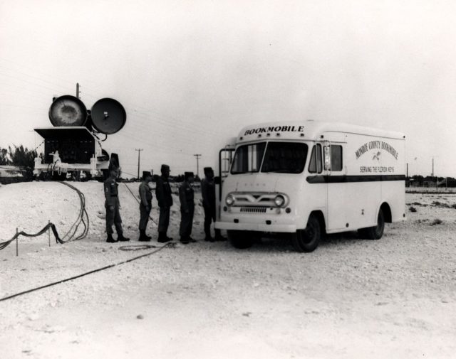 Monroe County Library Bookmobile at Charlie Battery of the Sixth Missile Battalion on March 1, 1964. U.S. Navy photo, Author: Florida Keys–Public Libraries  CC BY 2.0