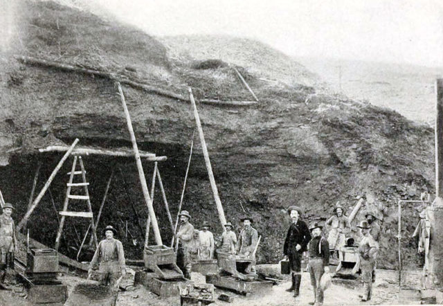 Mining operation, showing rockers, c.1899