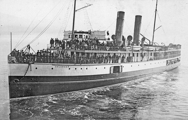 SS Islander leaving Vancouver, bound for Skagway, 1897. Photo credit