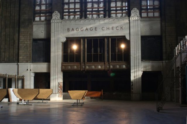 Buffalo Central Terminal, Interior – entrance to baggage check area, off of the main concourse