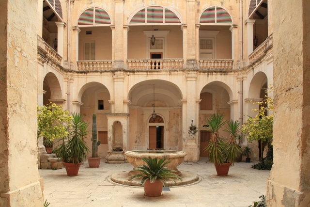 Kunsill, town hall in the Vilhena-Palace, Misraħ il-Kunsill in Mdina, Malta. It’s one of the halls used in filming. Photo Credit