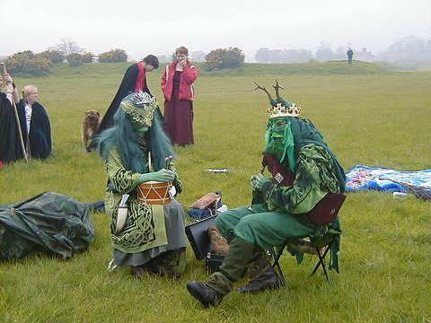 The May King and Queen, Thornborough Central Henge, Beltaine 2005