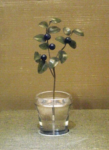 Blueberry Faberge, Author: Shakko, CC BY-SA 3.0