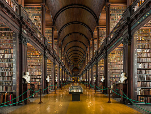 The Long Room of the Old Library at Trinity College Dublin. Author: Diliff CC BY-SA 4.0