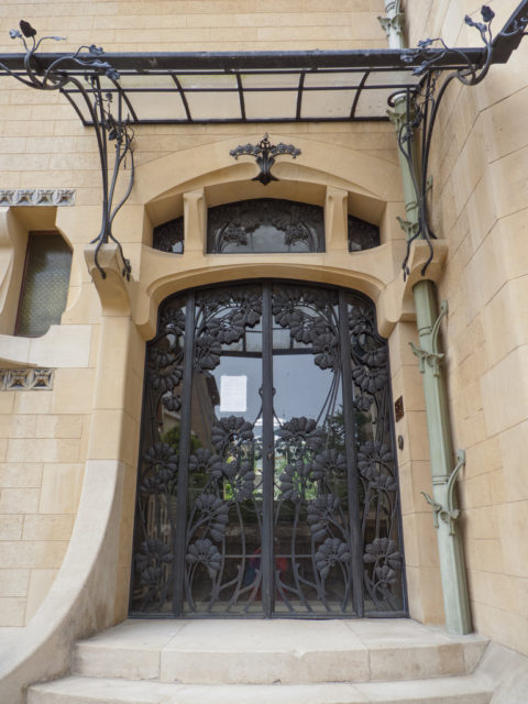 La Villa Majorelle entrance, Nancy.  Author:  Much Ramblings CC BY2.0