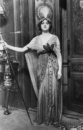 Gladys Cooper in fancy-dress costume