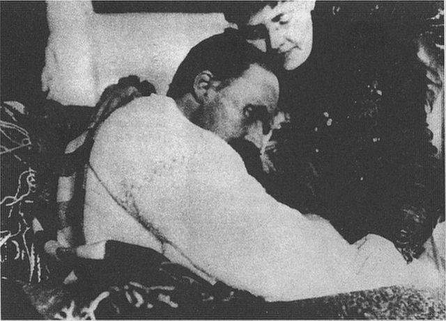 Friedrich Nietzsche. Photograph from the series “Der kranke Nietzsche” (The ill Nietzsche) by Hans Olde, showing him being cared for by his mother, Franziska Oehler.