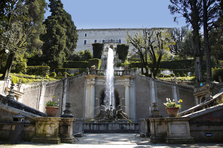 Fontana Dei Draghi, Villa d`Este fountain and garden in Tivoli near Roma, Italy