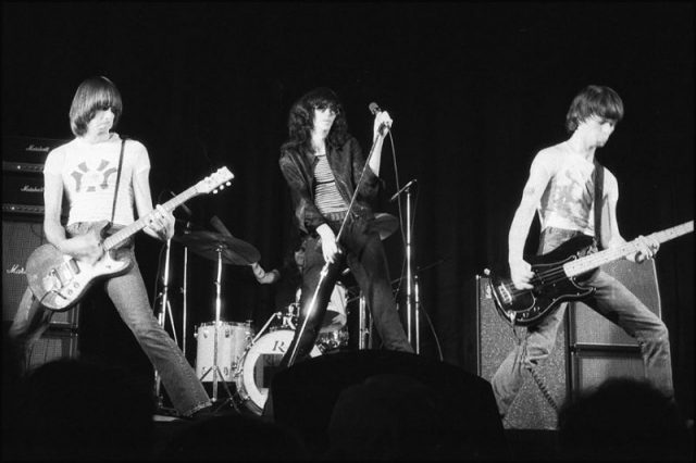Concert by the touring Ramones, 1976. Author: Plismo/CC BY-SA 3.0