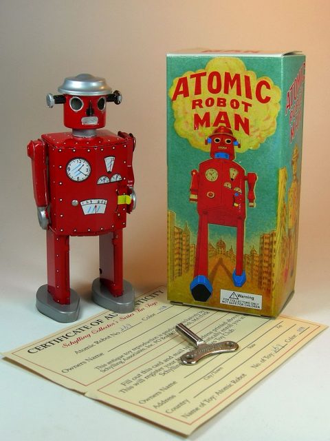Replica Atomic Robot Man. Author: D J Shin – CC BY-SA 3.0