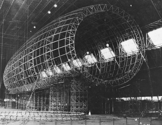 Akron under construction in the Goodyear Airdock at Akron, Ohio, in November 1930. Note the three-dimensional, deep rings.