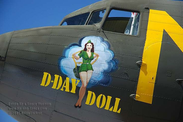 30 Awesome Pinups Nose Art