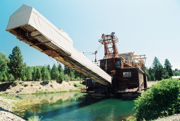 Sumpter_Valley_Gold_Dredge