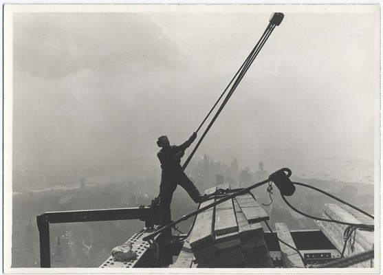 vintage-empire-state-building-construction-photos-by-lewis-wickes-hine-1931-2