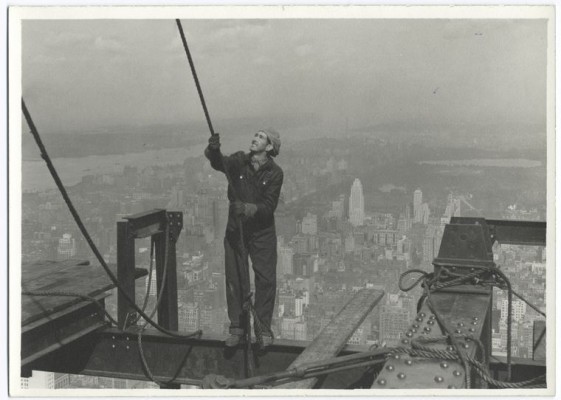 vintage-empire-state-building-construction-photos-by-lewis-wickes-hine-1931-3