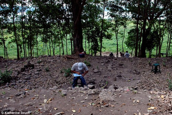 The majority of volunteers survived the gruesome ceremony, which sometimes involved ropes studded with thorns being drawn through the tongue, for example. This image shows a site at Zacpeten where a concentration of points was found including one with traces of human blood. image credit Timothy Pugh 