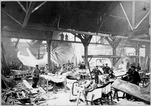 Men work to finish the sculpture designed by Frédéric Bartholdi as a monument to American Independence 