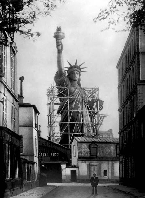 Statue of Liberty in Paris, 1877-1885 (8)