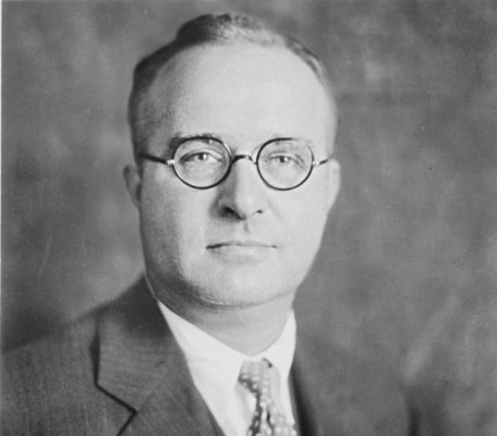 Thomas Midgley, Jr. A key figure in a team of chemists that developed the tetraethyllead (TEL) additive to gasoline as well as some of the first chlorofluorocarbons (CFCs). source