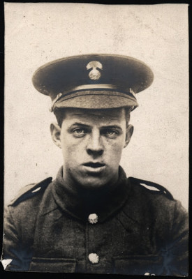 Lawrence Armstrong alias Hanby, soldier, arrested for theft, 30 September 1915