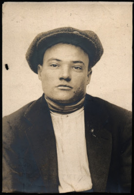 Mark Schidlossky, seaman, arrested for robbery, 3 October 1914