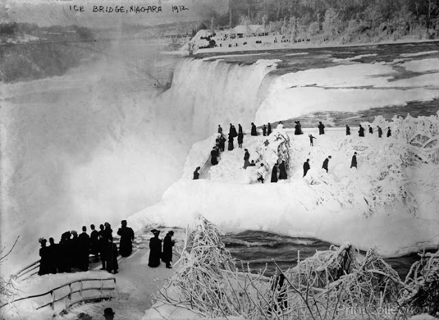 Ice Bridge, Niagara Falls, 1912