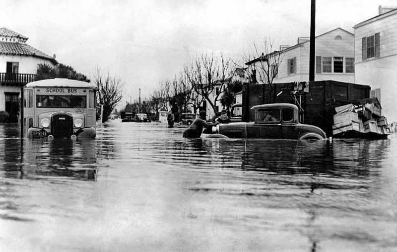 March 2, 1938 Flooding at West 43rd Place near Leimert Boulevard.