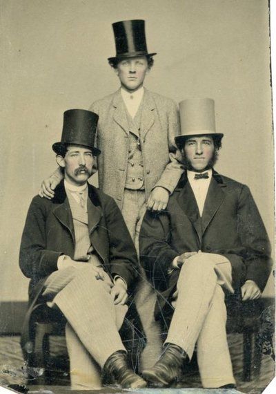 Stove-Pipe Hat – A Favorite Fashion Style for Gentlemen from Victorian Era (14)