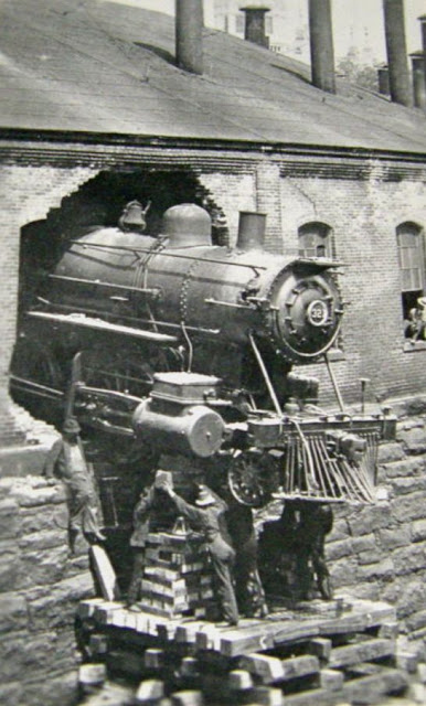 Vintage Photos of Terrible Steam-Train Accidents (7)