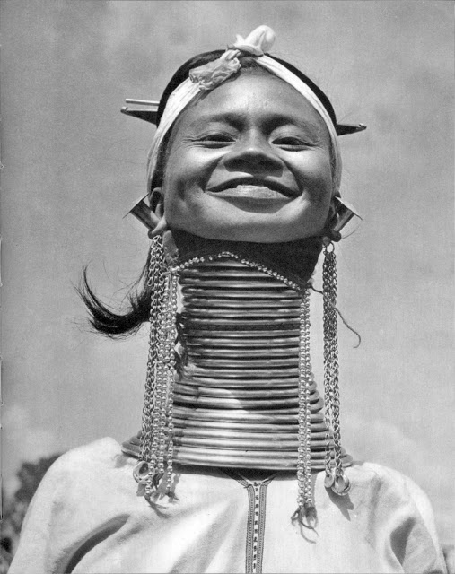 Padaung Women in the 1950s (2)