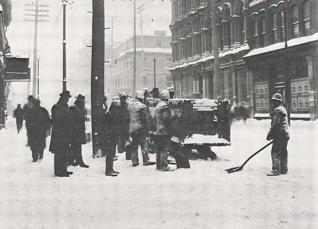 Snow clearing on Sparks St. in Ottawa, 1902
